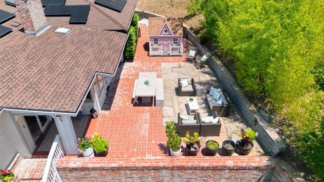 16057 Shannon Road, Los Gatos, CA 95032