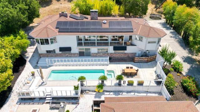 16057 Shannon Road, Los Gatos, CA 95032