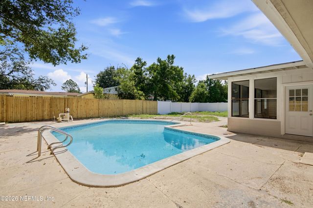 4133 ARCOT Circle, Jacksonville, FL 32210