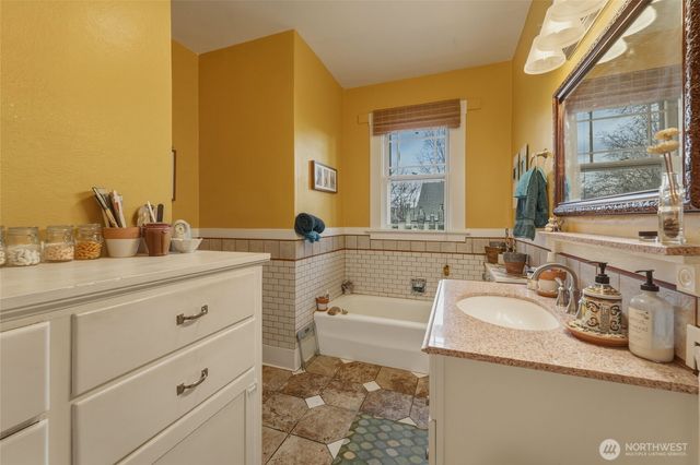 1203 S 3rd Avenue, Walla Walla, WA 99362