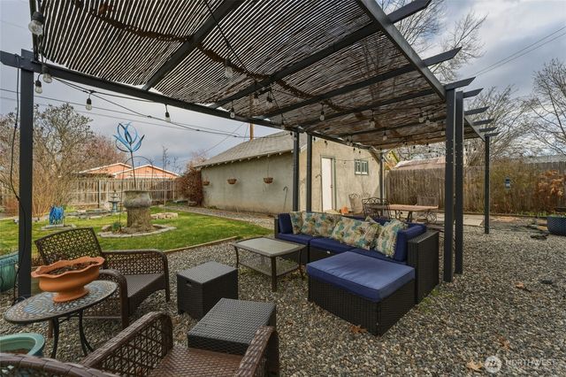 1203 S 3rd Avenue, Walla Walla, WA 99362