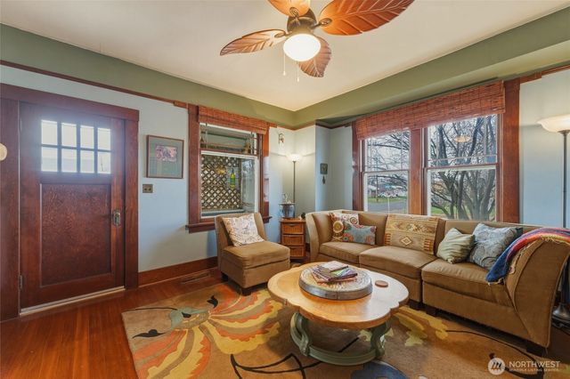 1203 S 3rd Avenue, Walla Walla, WA 99362