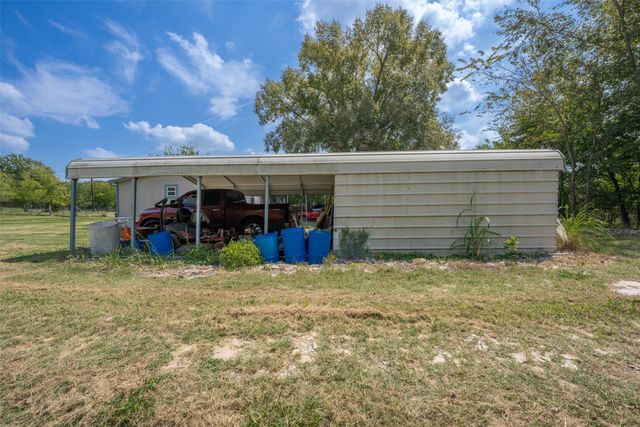8748 Private Road 2416, Quinlan, TX 75474