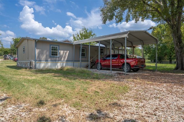 8748 Private Road 2416, Quinlan, TX 75474