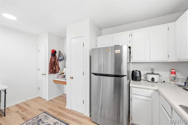 2560 Creve Coeur Mill Road 12, Maryland Heights, MO 63043