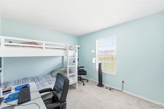 2560 Creve Coeur Mill Road 12, Maryland Heights, MO 63043