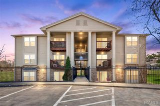 2560 Creve Coeur Mill Road 12, Maryland Heights, MO 63043