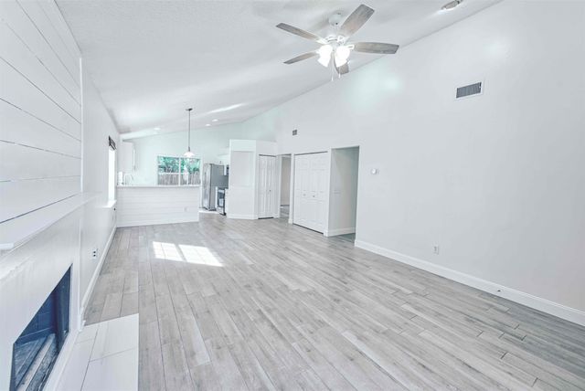 303 D St, St Augustine, FL 32080