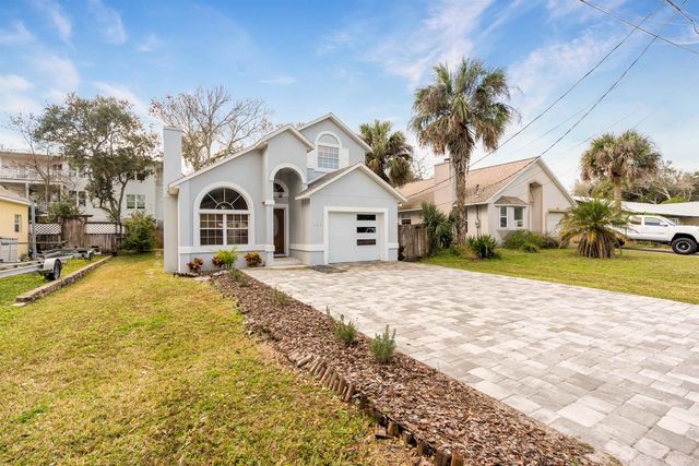 303 D St, St Augustine, FL 32080