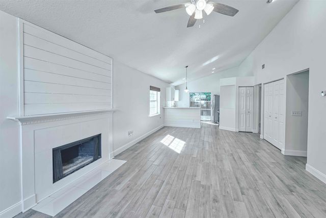 303 D St, St Augustine, FL 32080