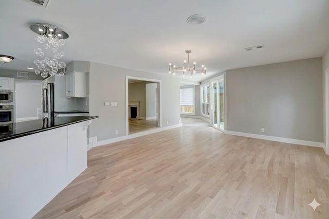3605 Plumb Street, Houston, TX 77005