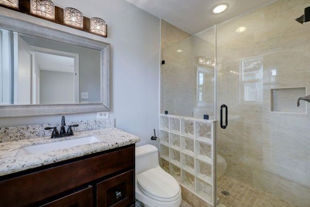 3605 Plumb Street, Houston, TX 77005