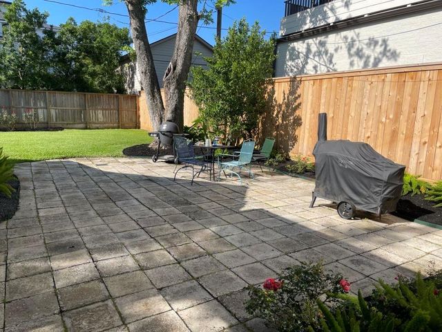 3605 Plumb Street, Houston, TX 77005