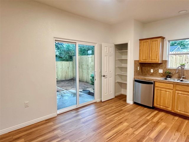 1122 Mansell Ave, Austin, TX 78721
