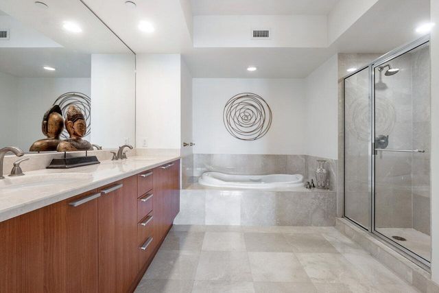 2650 Lake Shore Drive 1003, Riviera Beach, FL 33404