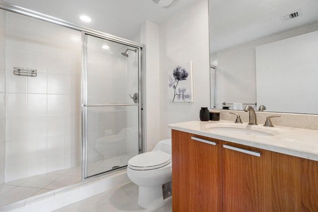 2650 Lake Shore Drive 1003, Riviera Beach, FL 33404