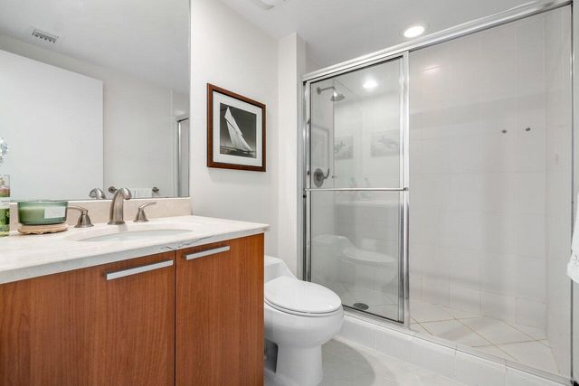 2650 Lake Shore Drive 1003, Riviera Beach, FL 33404