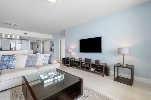 2650 Lake Shore Drive 1003, Riviera Beach, FL 33404