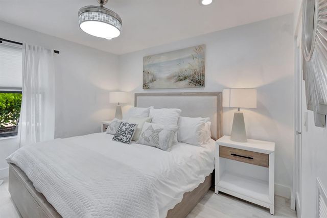 201 SE 7th Street, Delray Beach, FL 33483