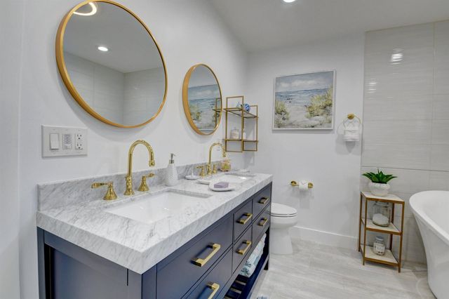 201 SE 7th Street, Delray Beach, FL 33483