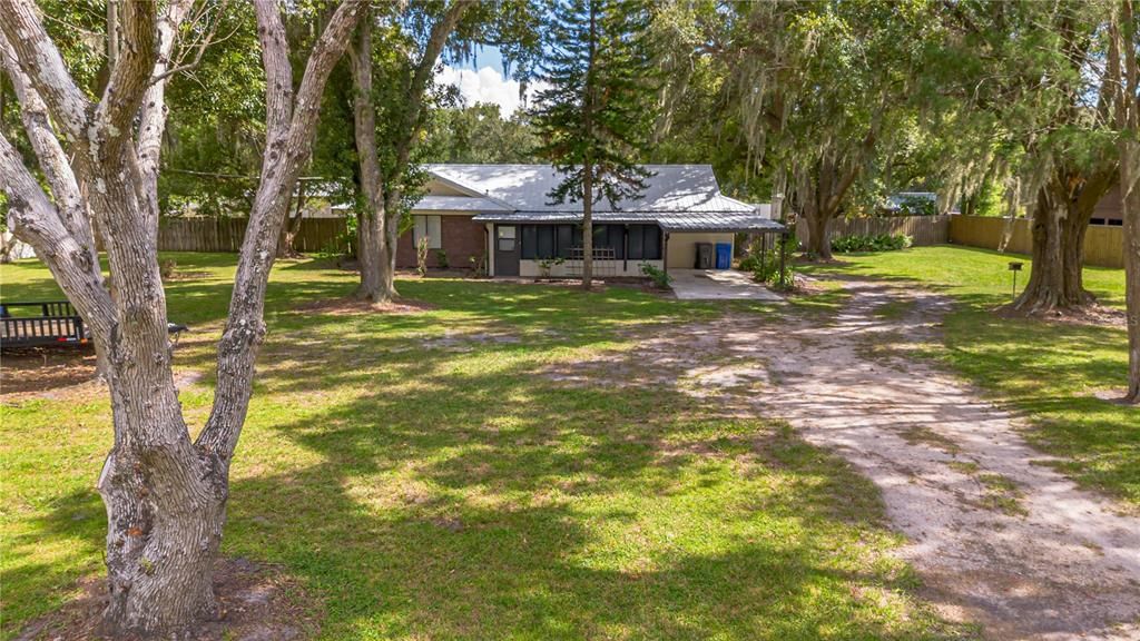 9349 EDISON ROAD, Lithia, FL 33547
