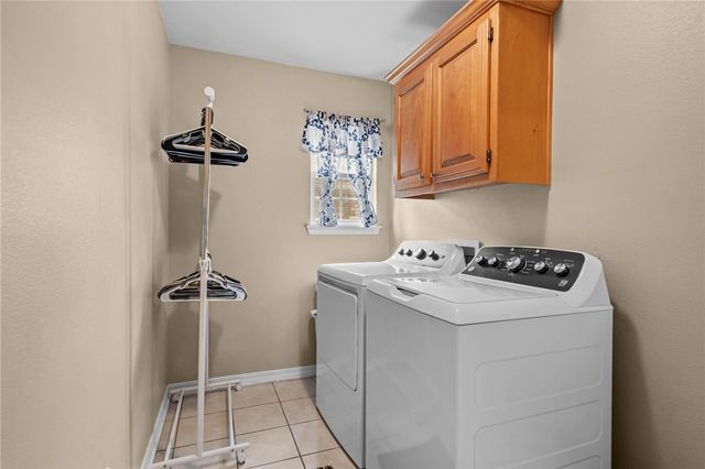 3099 Eagle Crest Circle, Springdale, AR 72762