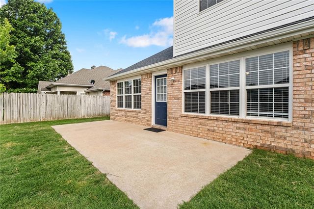 3099 Eagle Crest Circle, Springdale, AR 72762