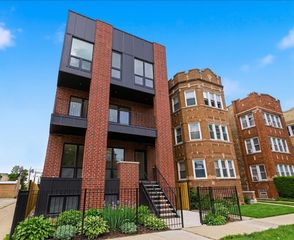 6414 N Francisco Avenue 101, Chicago, IL 60645
