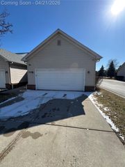 24777 Ashley Court, Redford Charter Township, MI 48239