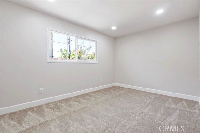 915 Coastline, Seal Beach, CA 90740