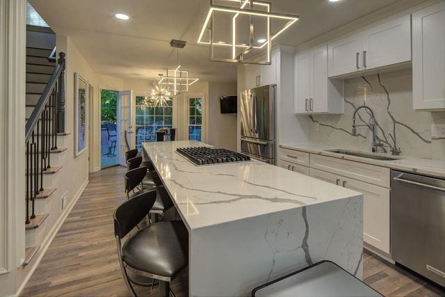 235 Saint Martins SE Drive, Mableton, GA 30126