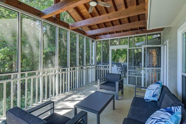 235 Saint Martins SE Drive, Mableton, GA 30126