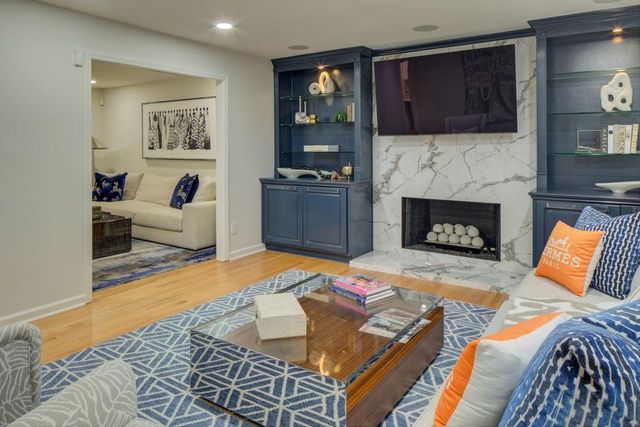 235 Saint Martins SE Drive, Mableton, GA 30126