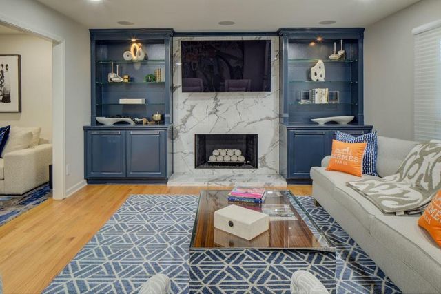 235 Saint Martins SE Drive, Mableton, GA 30126