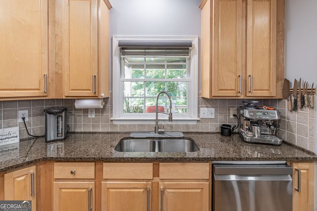 1070 Water Shine Way, Snellville, GA 30078