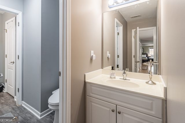 1070 Water Shine Way, Snellville, GA 30078