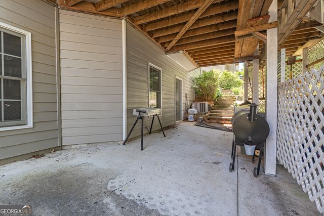 1070 Water Shine Way, Snellville, GA 30078