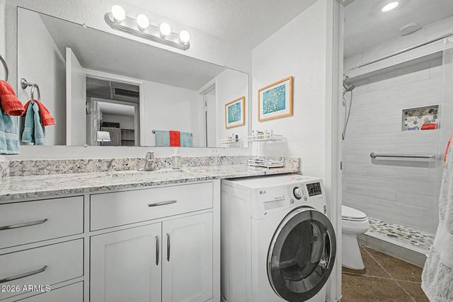 7350 N VIA PASEO DEL SUR -- O110, Scottsdale, AZ 85258