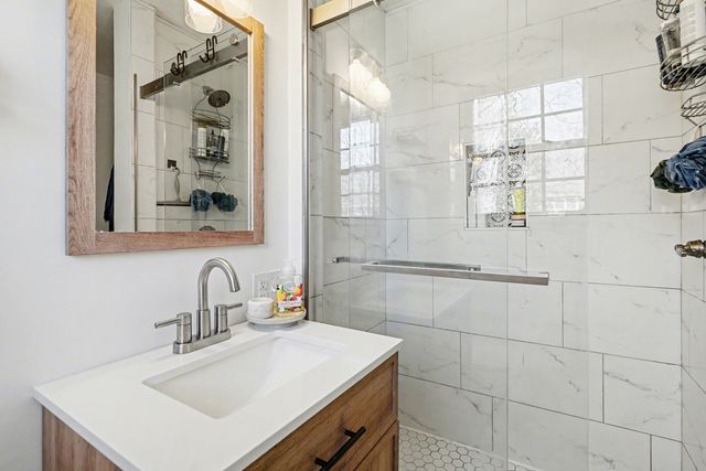 1022 Belmont Dr, Dickson, TN 37055