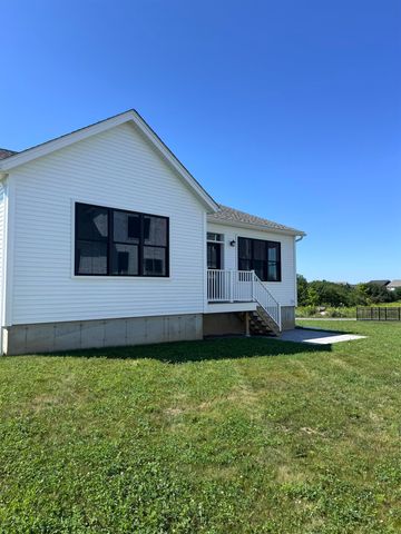 76 Russet Road, South Burlington, VT 05403