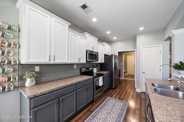 16913 Ascender Pass, Louisville, KY 40245