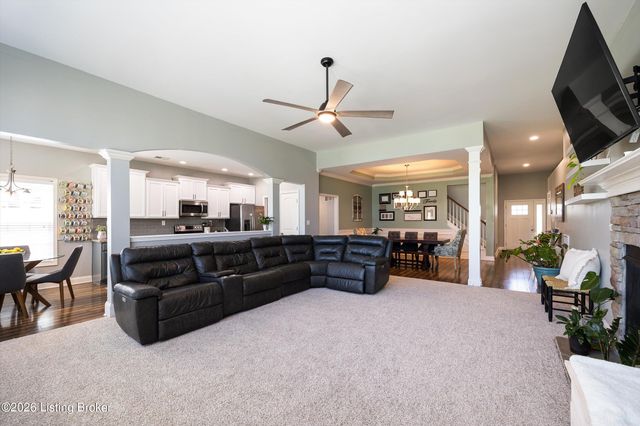 16913 Ascender Pass, Louisville, KY 40245
