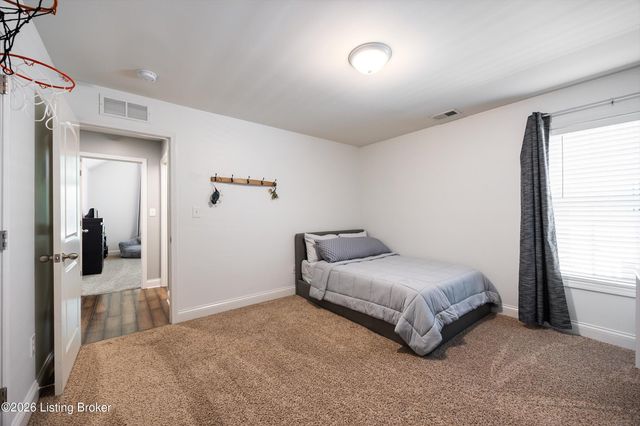 16913 Ascender Pass, Louisville, KY 40245