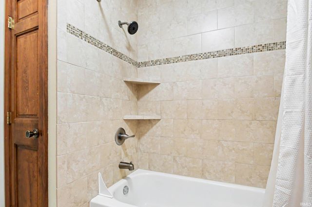 15766 Durham Way, Granger, IN 46530