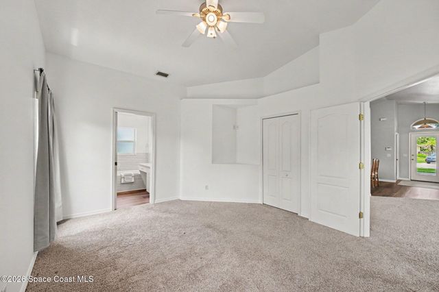 2476 Hidden Pine Lane NE, Palm Bay, FL 32905