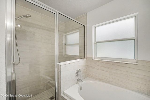 2476 Hidden Pine Lane NE, Palm Bay, FL 32905