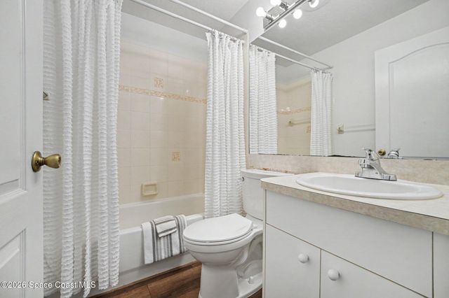 2476 Hidden Pine Lane NE, Palm Bay, FL 32905