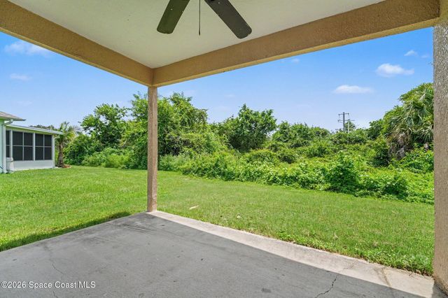 2476 Hidden Pine Lane NE, Palm Bay, FL 32905