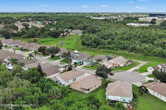 2476 Hidden Pine Lane NE, Palm Bay, FL 32905