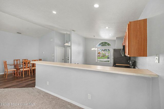 2476 Hidden Pine Lane NE, Palm Bay, FL 32905